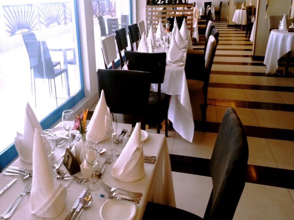 Best Western Plus Serene Atlantic Hotel Sekondi-Takoradi Екстер'єр фото