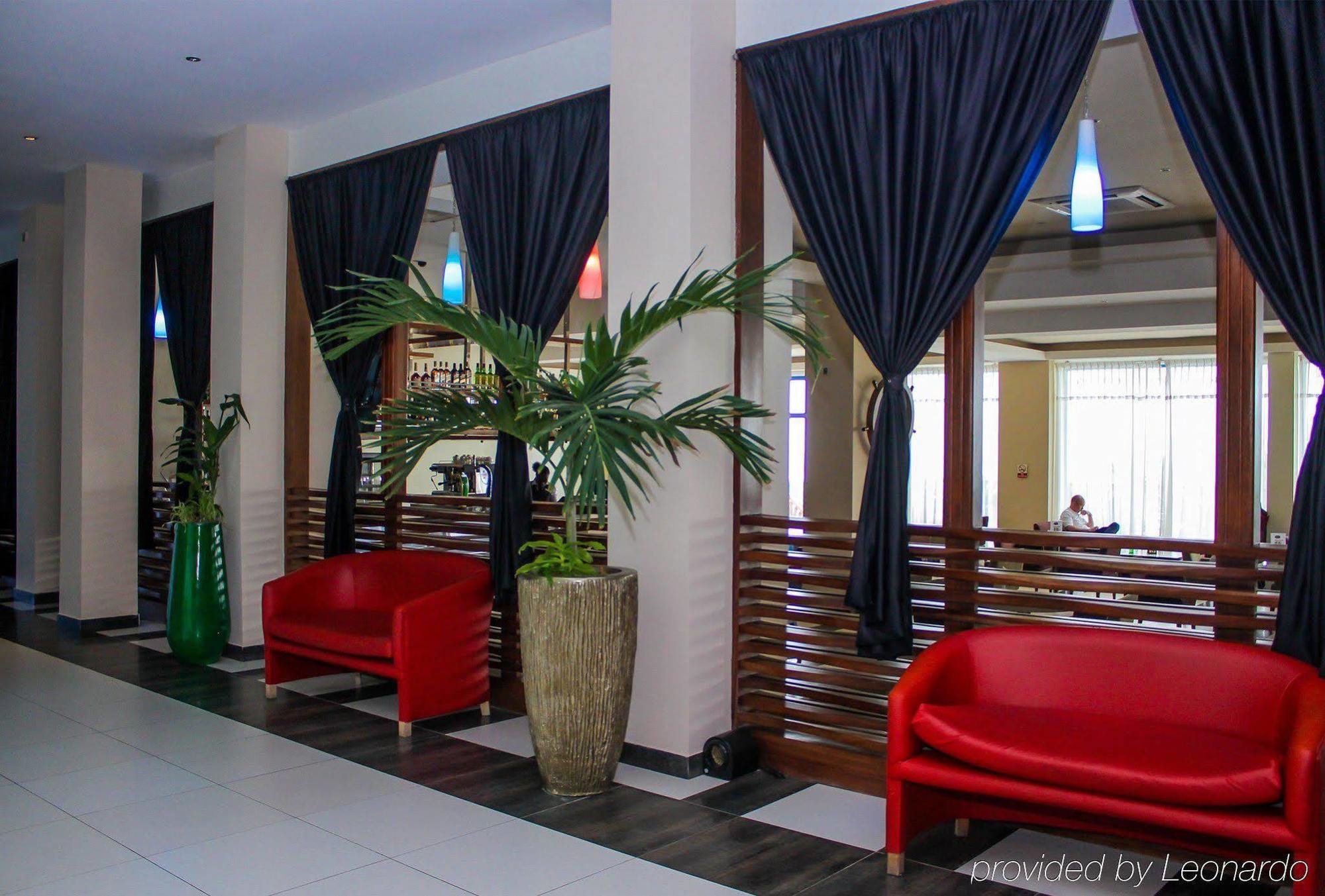 Best Western Plus Serene Atlantic Hotel Sekondi-Takoradi Екстер'єр фото