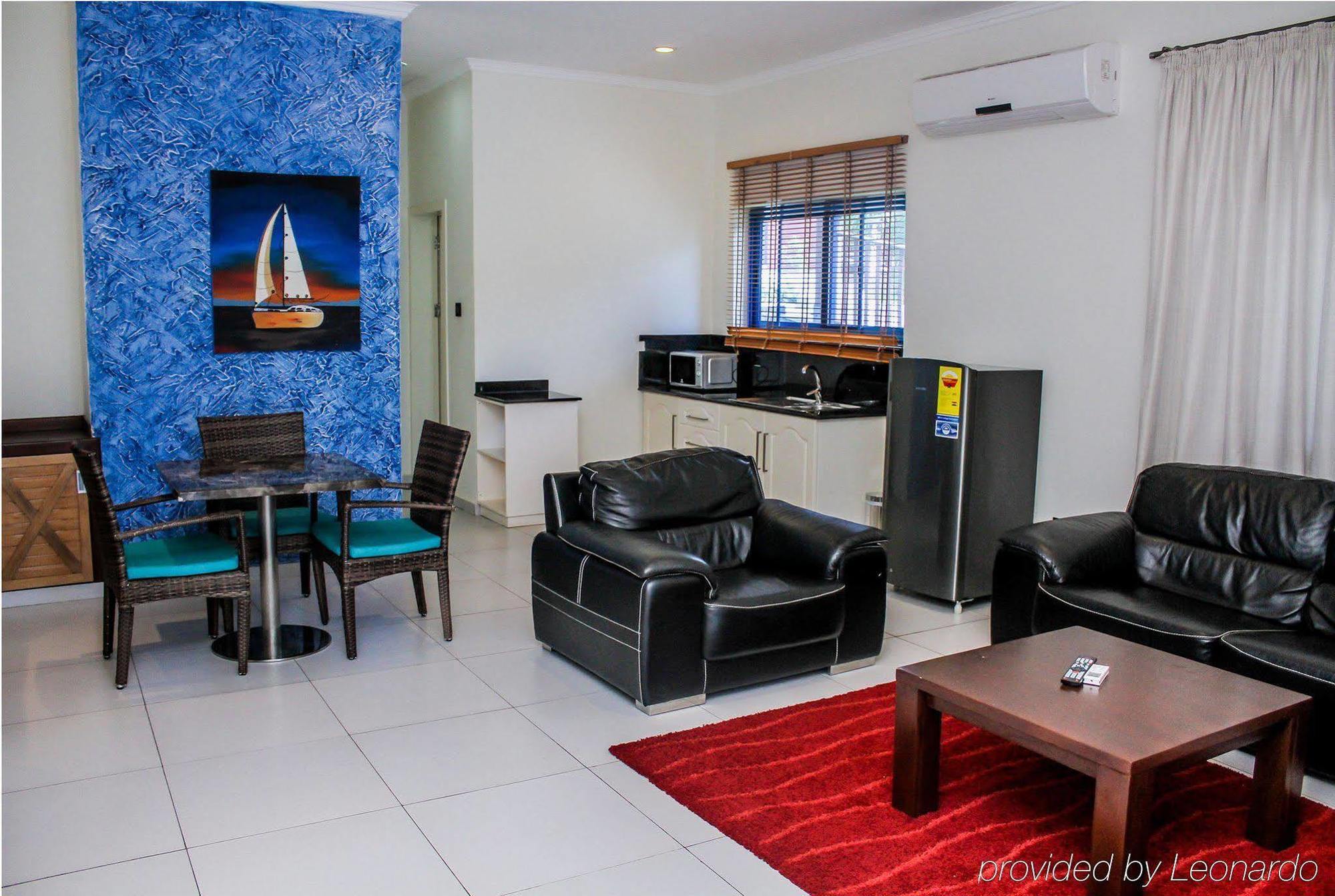 Best Western Plus Serene Atlantic Hotel Sekondi-Takoradi Екстер'єр фото
