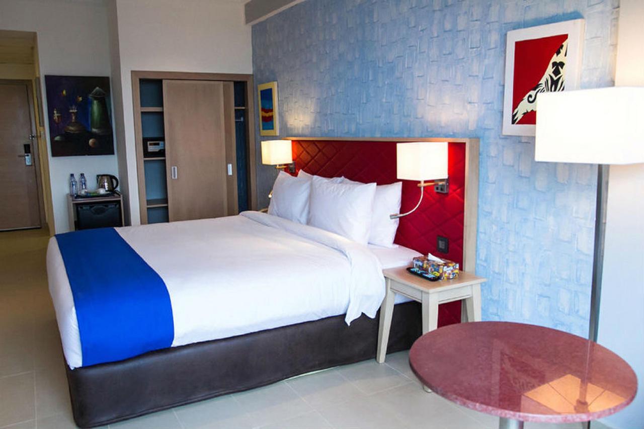 Best Western Plus Serene Atlantic Hotel Sekondi-Takoradi Екстер'єр фото