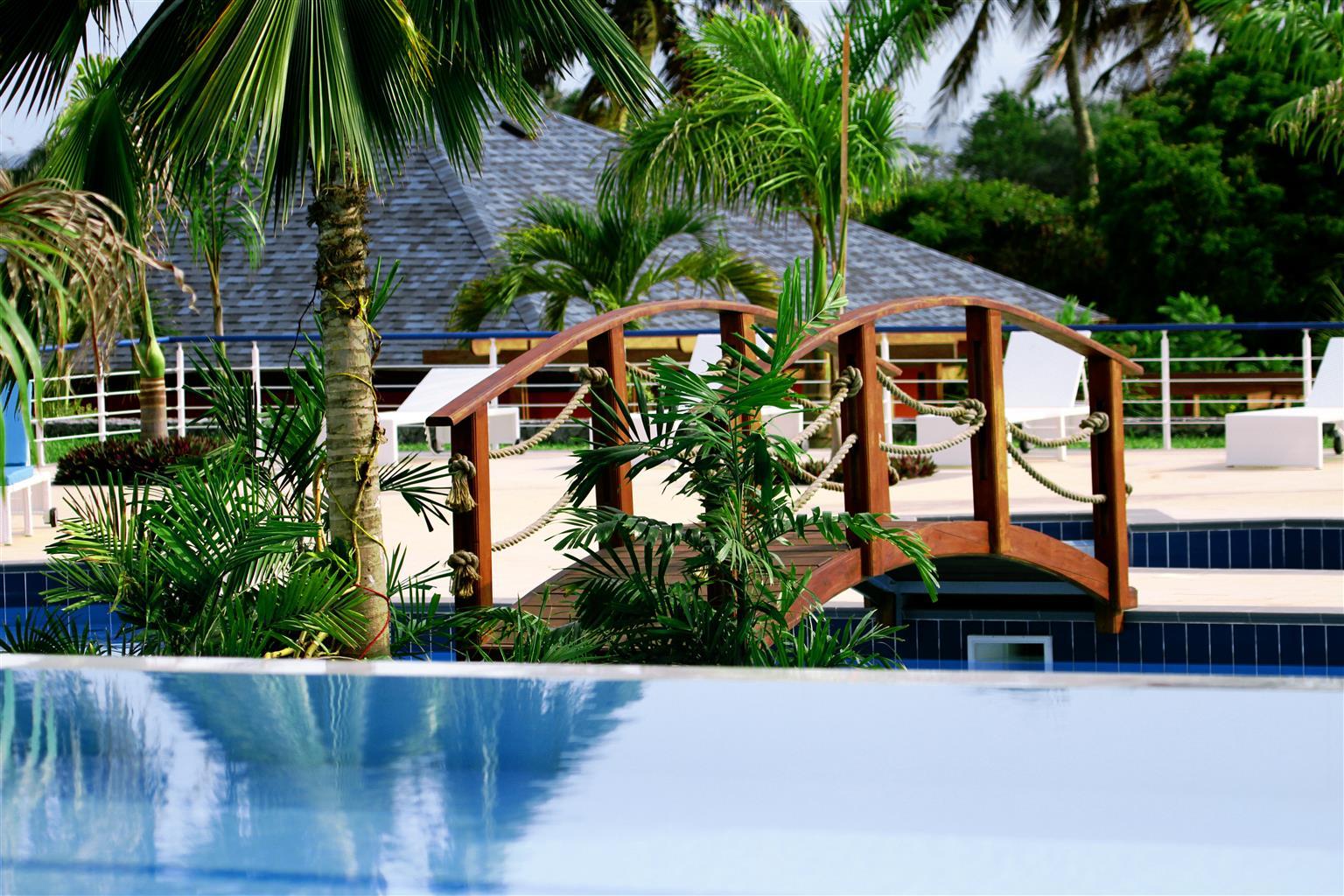 Best Western Plus Serene Atlantic Hotel Sekondi-Takoradi Екстер'єр фото